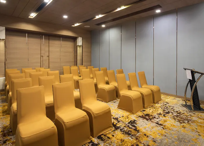 Solitaire Sukhumvit 11 By Kingston Hotel 4*