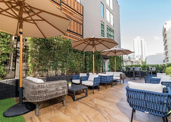 Solitaire Sukhumvit 11 By Kingston Hotel 4*