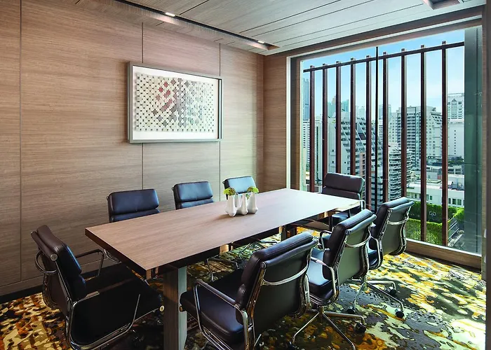 Solitaire Sukhumvit 11 By Kingston Bangkok