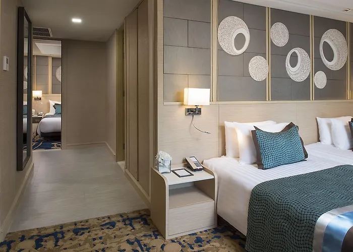 Solitaire Sukhumvit 11 By Kingston Hotel 4*